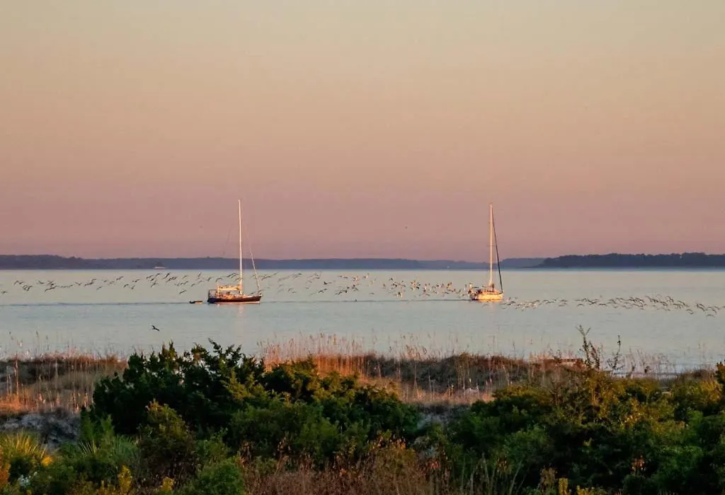 Lighthouse Point 20A-1